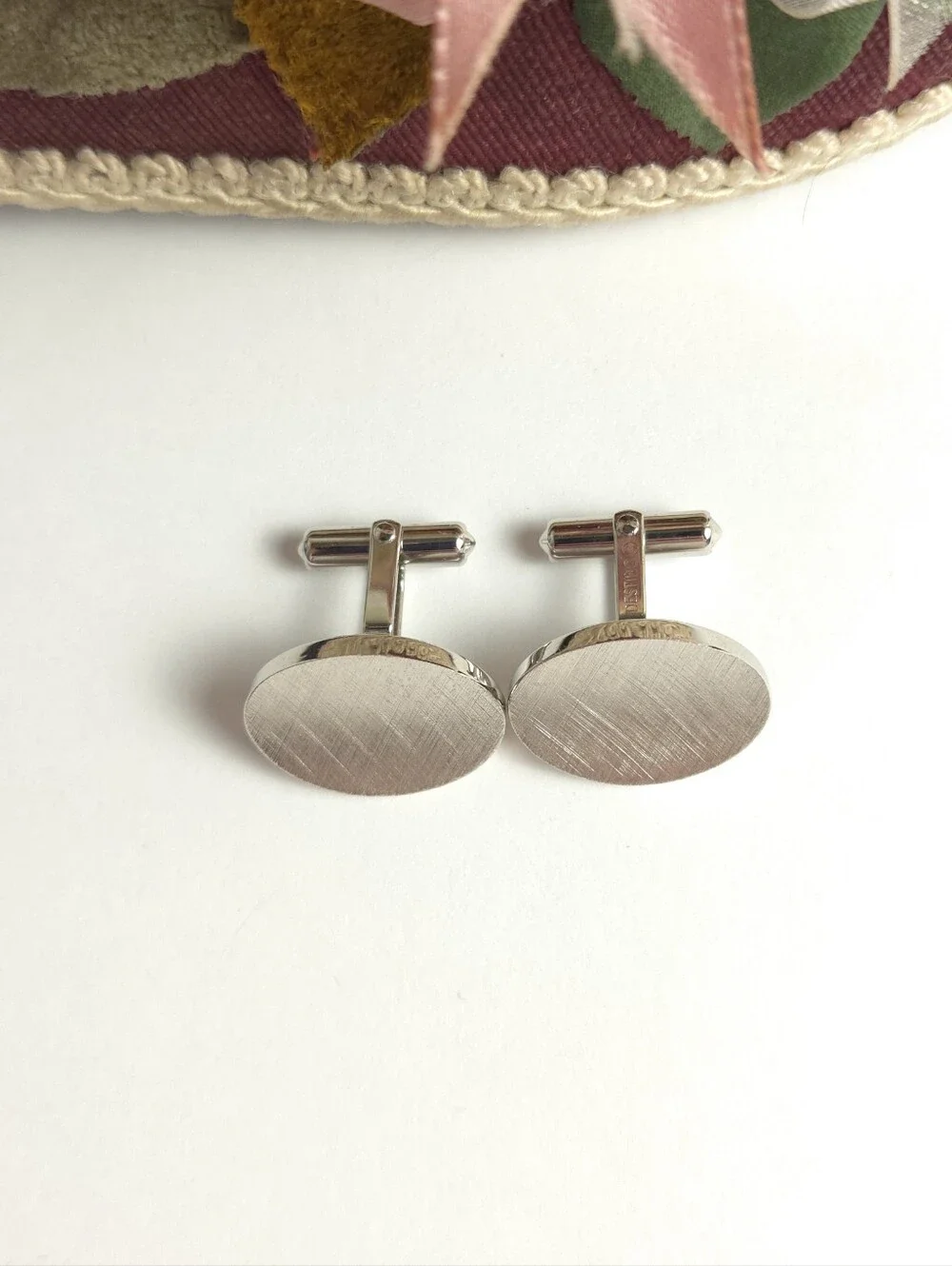 Vintage Destino Silver Plated Oval Fine Textured Cuff Links Designer Wedding